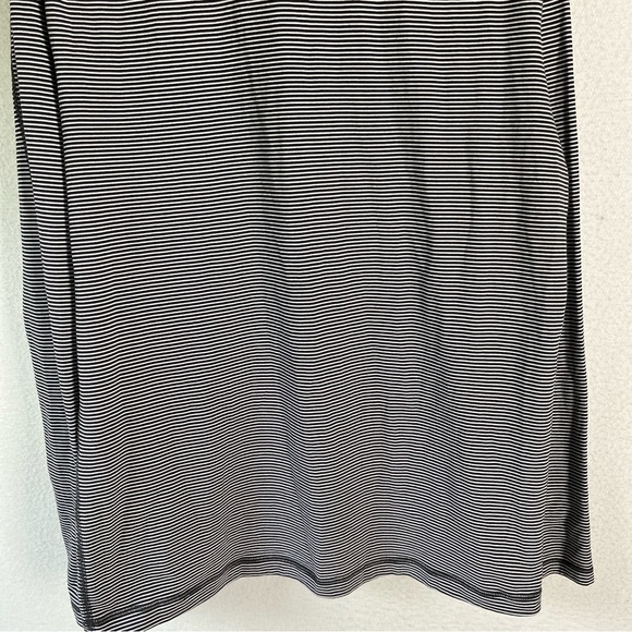 Lululemon Surge Warm Half Zip Mens Large Mini Pop Black White Stripe Tech Shirt - Picture 10 of 16